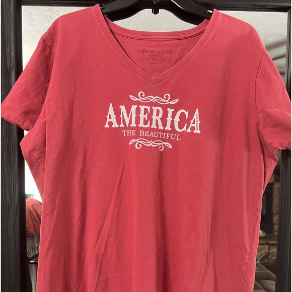 Life Is Good Tops - Life is Good T shirt size XL